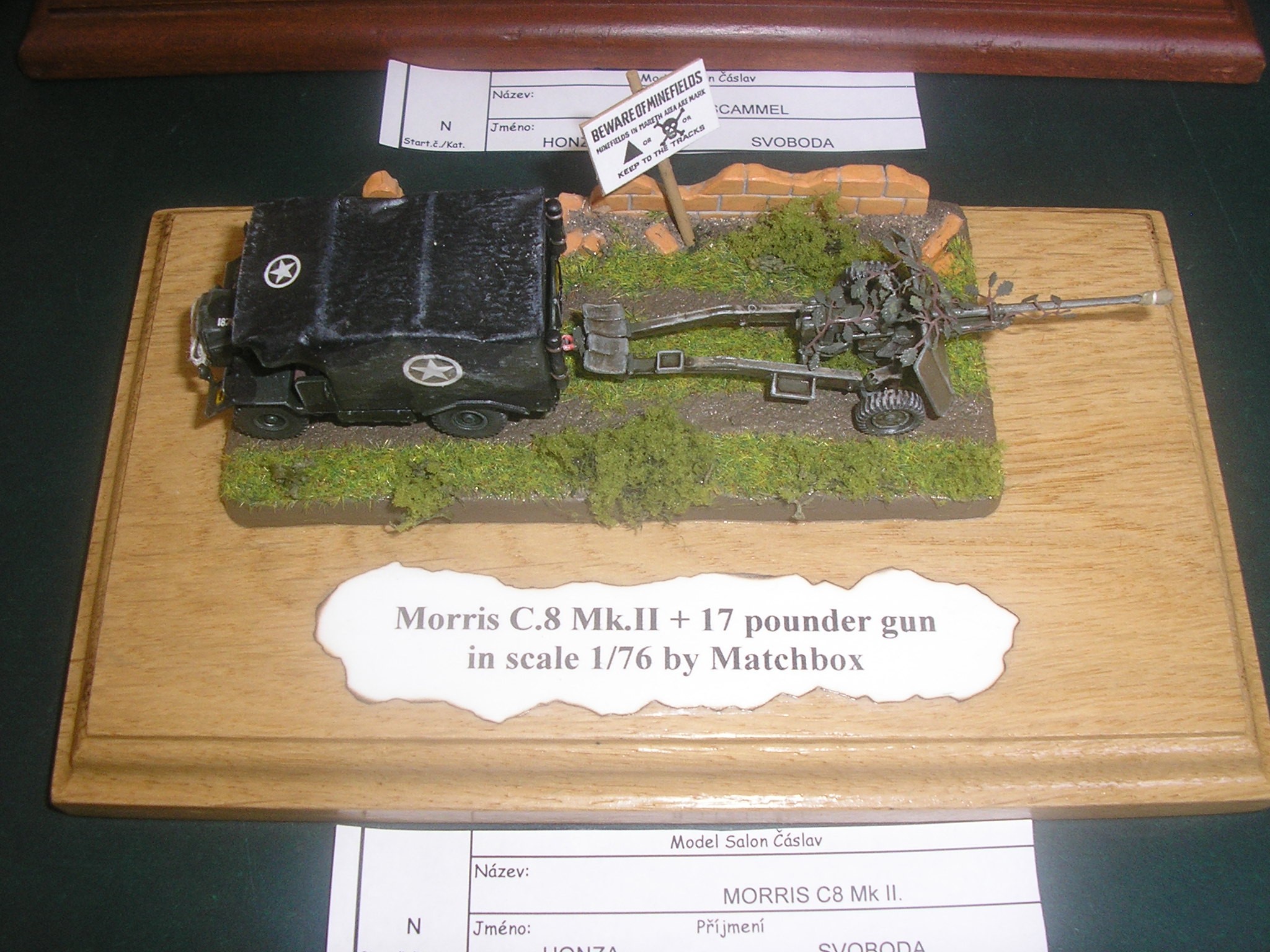 Morris C8 Mk II a 17 mm kanon od Matchbox 1-76 Honza Sv.